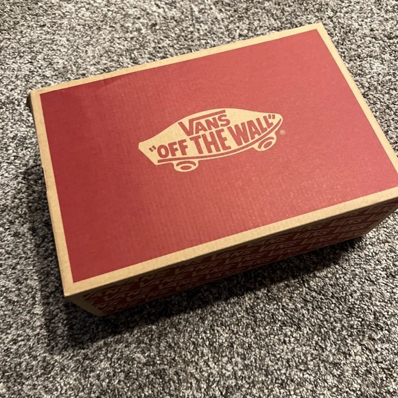 Vans sk8 hi tapered in blue. Womens 8/ men’s 6.5 - Picture 3 of 7